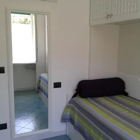 Oda ve Kahvaltı U' Pizzico Capri